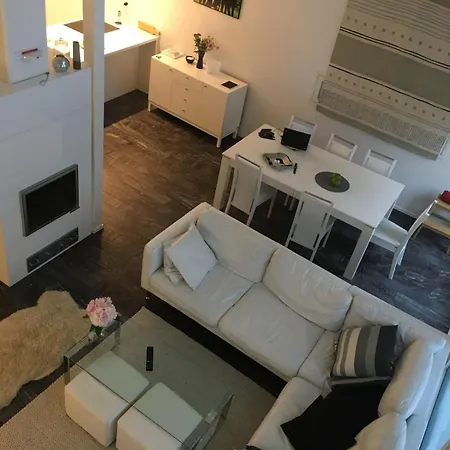 Apartment Modern In